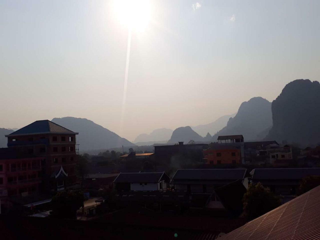 Pangu Hotel - 盘古酒店 Vang Vieng Ngoại thất bức ảnh